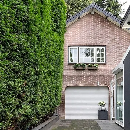 Bed & Breakfast Centrum-mariastraat-apeldoorn 4*